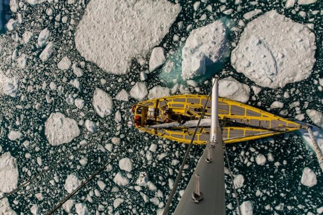 The Bagheera making its way through polar waters filled with sea ice ©  Erik de Jong